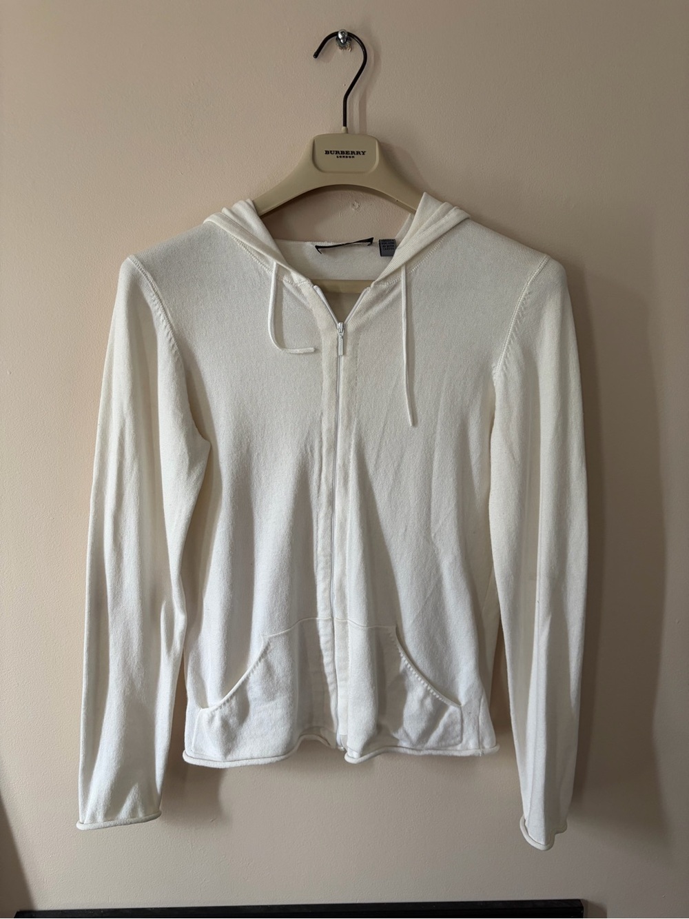Teenflo - White Zip-Up Hoodie